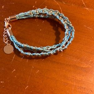 Small turquoise and gold bracelet